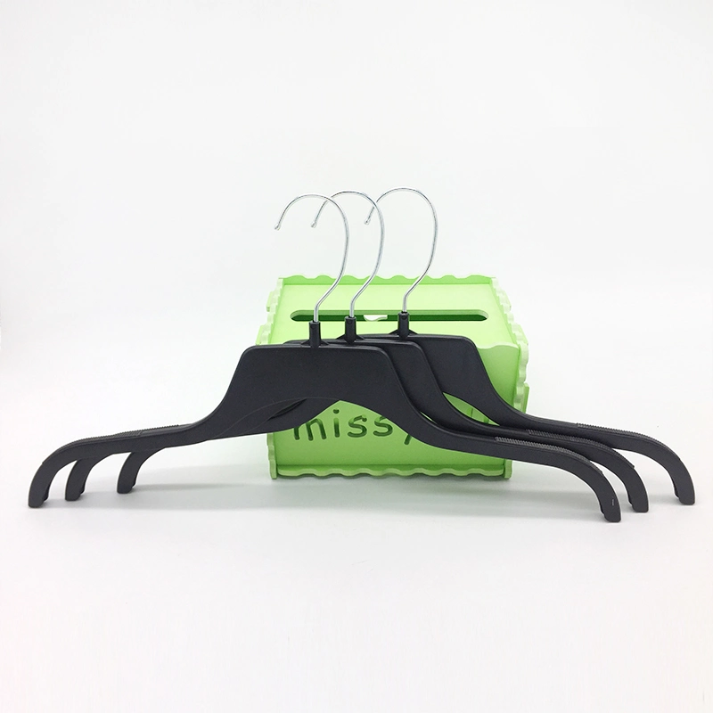 Plastic Top Cloth Hanger for Adult Garment Clothes with Metal Hook and Anti-Slip on Shoulder